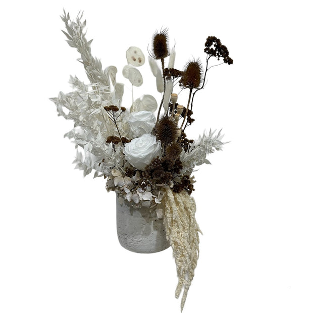 White & Natural Dried/Preserved arrangement