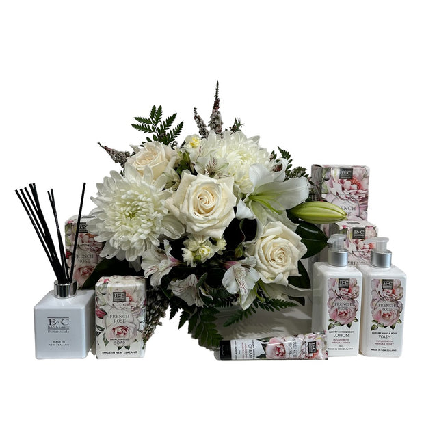 Bouquet with Banks & Co